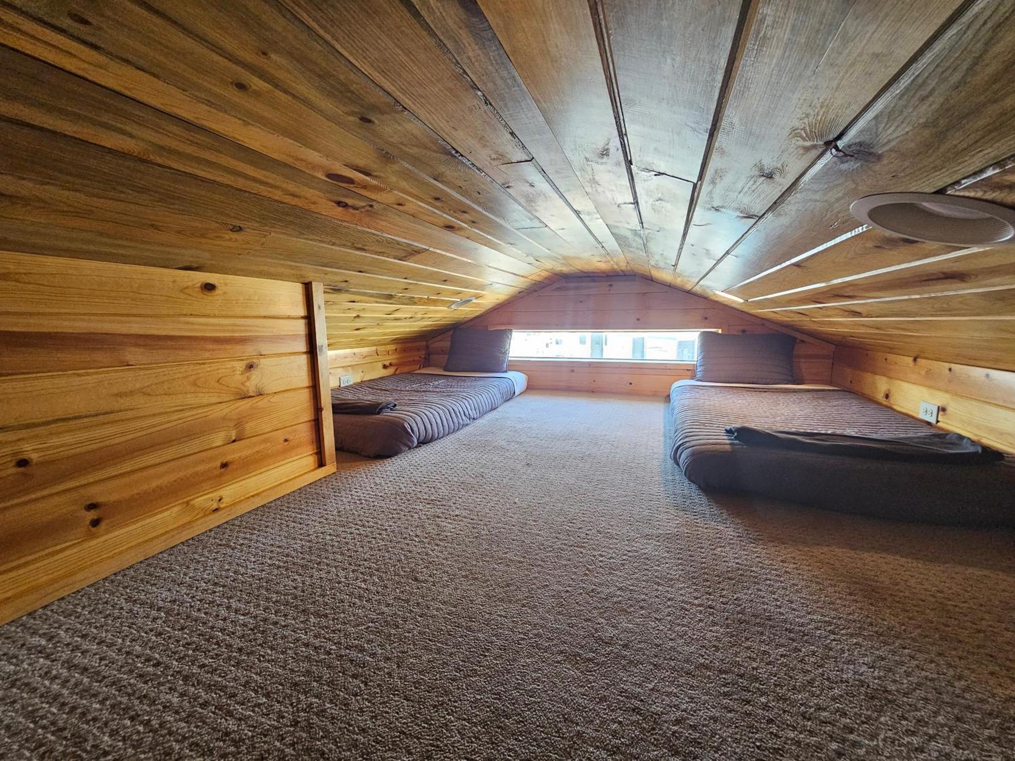 Jw Camping *